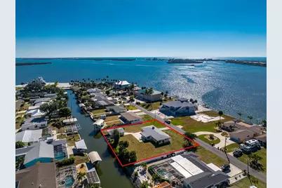 1447 Lemon Bay Drive, Englewood, FL 34223 - Photo 61