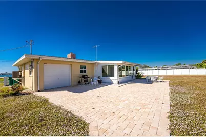 1447 Lemon Bay Drive, Englewood, FL 34223 - Photo 41