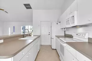 495 Sweetwater Dr, Rotonda West, FL 33947 - Photo 19