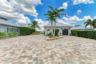 8414 SW Sand Crane Cir, Arcadia, FL 34269 - Photo 9