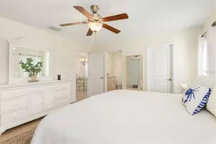 4352 Adelaide Ave, North Port, FL 34288 - Photo 9