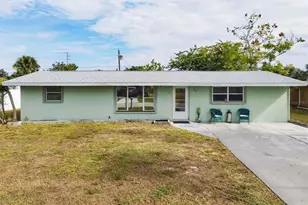 119 Sunnyside St NW, Port Charlotte, FL 33952 - Photo 1