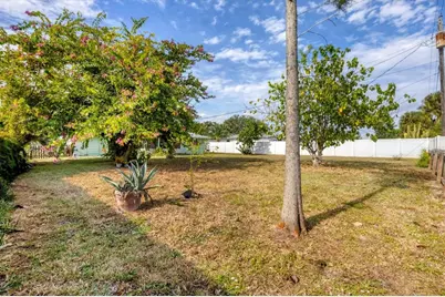 119 Sunnyside Street NW, Port Charlotte, FL 33952 - Photo 11