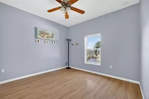 2911 Riverside Dr, Punta Gorda, FL 33950 - Photo 23