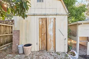 214 W Elm St, Tampa, FL 33604 - Photo 25