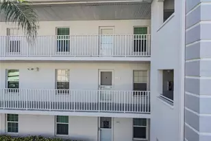 9610 Victoria Ln, Naples, FL 34109 - Photo 23