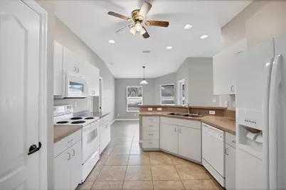 18388 Robinson Avenue, Port Charlotte, FL 33948 - Photo 3