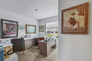 25312 E Lenox Cir, Punta Gorda, FL 33950 - Photo 17