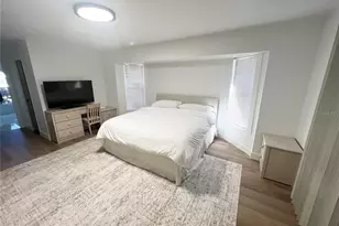 255 Medalist Rd, Rotonda West, FL 33947 - Photo 9