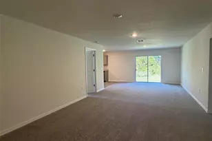 904 Hudson Valley Dr, Poinciana, FL 34759 - Photo 3