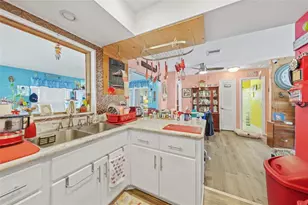 2555 Baltic Ave, Port Charlotte, FL 33952 - Photo 7