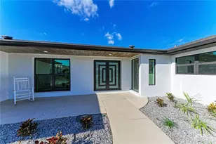 258 Tait Terrace SE, Port Charlotte, FL 33952 - Photo 7