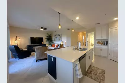 14221 Heritage Landing Boulevard #2014, Punta Gorda, FL 33955 - Photo 9