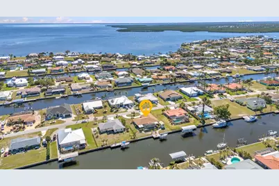 122 Colonial Street SE, Port Charlotte, FL 33952 - Photo 5