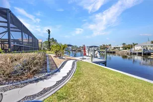 122 Colonial St SE, Port Charlotte, FL 33952 - Photo 47