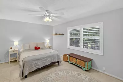 650 Pinellas Point Drive S #236, Saint Petersburg, FL 33705 - Photo 15