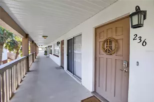 650 Pinellas Point Dr S, Saint Petersburg, FL 33705 - Photo 17