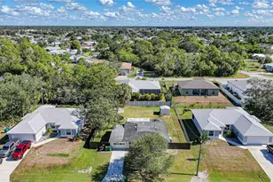 819 Haleybury St NW, Port Charlotte, FL 33948 - Photo 3