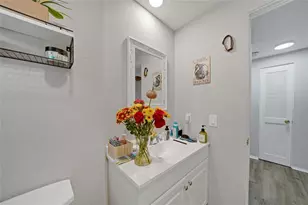 819 Haleybury St NW, Port Charlotte, FL 33948 - Photo 23