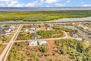 8086 Clyde Cir, Port Charlotte, FL 33981 - Photo 63