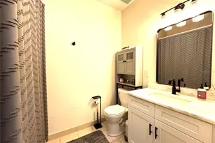 8423 Bernwood Cove Loop, Fort Myers, FL 33966 - Photo 25