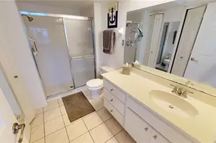 12144 SW Egret Cir, Lake Suzy, FL 34269 - Photo 17