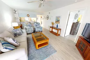 12144 SW Egret Cir, Lake Suzy, FL 34269 - Photo 13