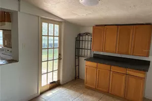 6129 Freemont St, North Port, FL 34287 - Photo 11