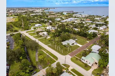 405 W Charlotte Avenue, Punta Gorda, FL 33950 - Photo 19