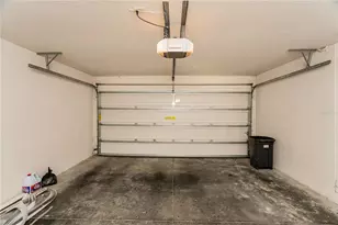 13307 Waterford Castle Dr, Dade City, FL 33525 - Photo 7