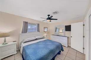881 Polaris Rd, Venice, FL 34293 - Photo 13