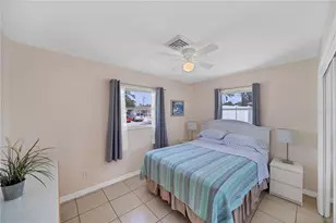 881 Polaris Rd, Venice, FL 34293 - Photo 17