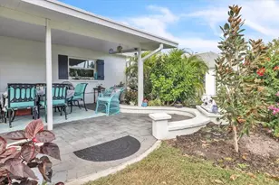 904 Inlet Cir, Venice, FL 34285 - Photo 59