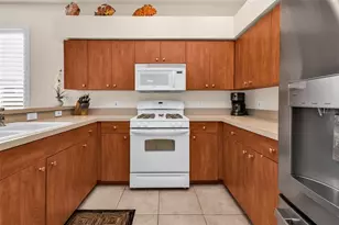 2998 Royal Palm Dr, North Port, FL 34288 - Photo 11