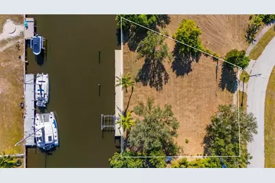 165 Small Street SE, Port Charlotte, FL 33952 - Photo 3