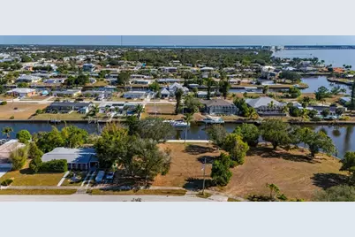 165 Small Street SE, Port Charlotte, FL 33952 - Photo 15