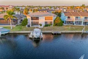 1432 Mediterranean Dr, Punta Gorda, FL 33950 - Photo 11