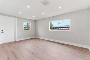 2516 W Kirby St, Tampa, FL 33614 - Photo 7