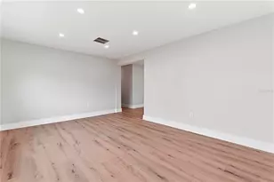 2516 W Kirby St, Tampa, FL 33614 - Photo 5