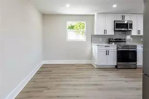 2516 W Kirby St, Tampa, FL 33614 - Photo 11