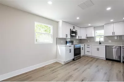 2516 W Kirby Street, Tampa, FL 33614 - Photo 13