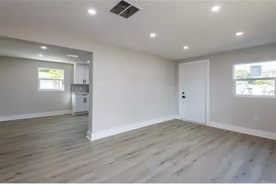 2516 W Kirby Street, Tampa, FL 33614 - Photo 5