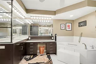 100 Colony Point Dr, Punta Gorda, FL 33950 - Photo 17