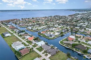 100 Colony Point Dr, Punta Gorda, FL 33950 - Photo 3