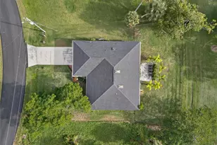 36 Bunker Ln, Rotonda West, FL 33947 - Photo 29