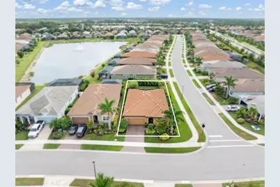 11819 Sistine Lane, Venice, FL 34293 - Photo 5