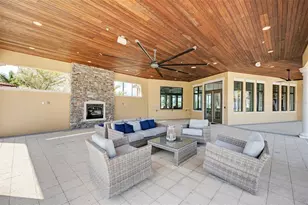 11819 Sistine Ln, Venice, FL 34293 - Photo 19