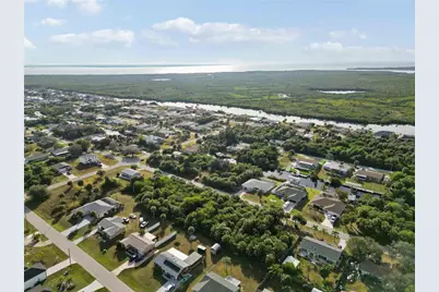 18699 Ashcroft Circle, Port Charlotte, FL 33948 - Photo 23