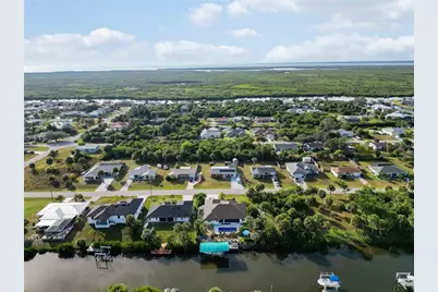 18707 Ashcroft Circle, Port Charlotte, FL 33948 - Photo 23