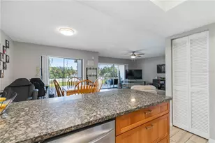 5412 Swift Rd, Sarasota, FL 34231 - Photo 15